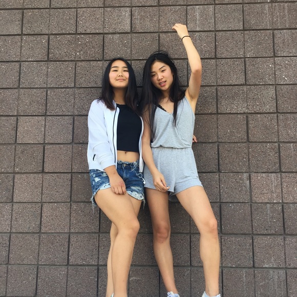 Grey romper - Picture 2 of 2